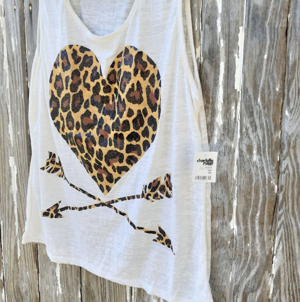 Adorable tank, animal print heart and arrows, XL - Picture 3 of 6